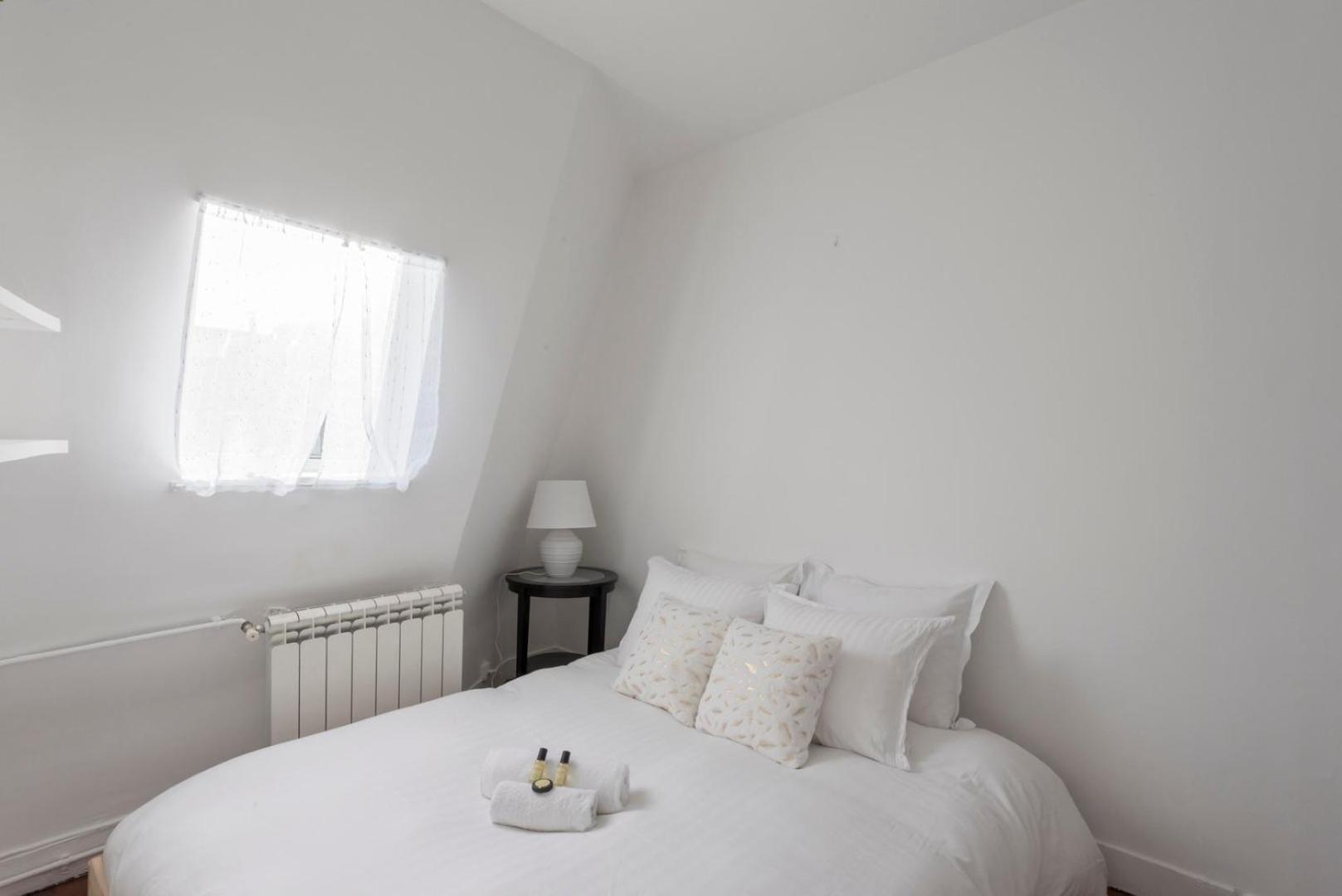 Guestready - Duplex Spacieux Et Lumineux Parijs